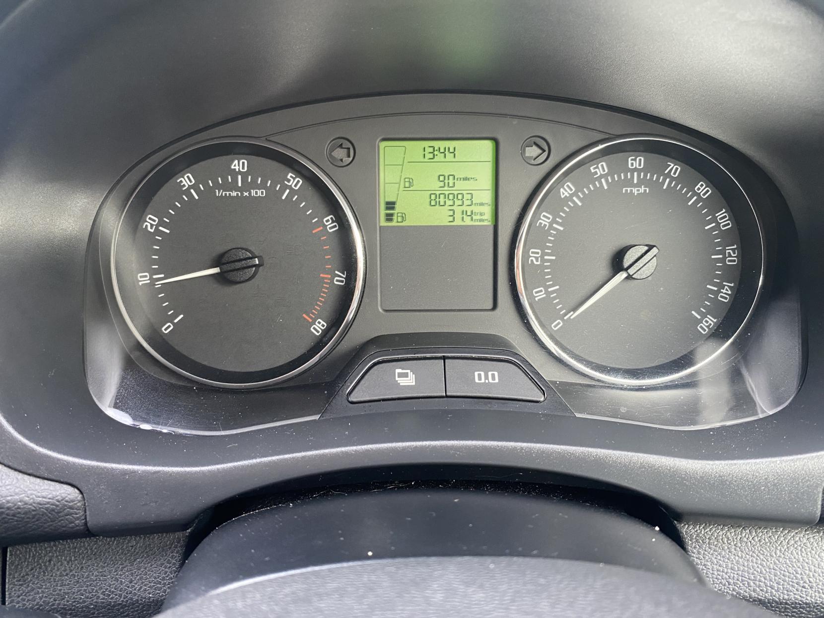 Skoda Fabia 1.2 SE Hatchback 5dr Petrol Manual Euro 5 (69 ps)