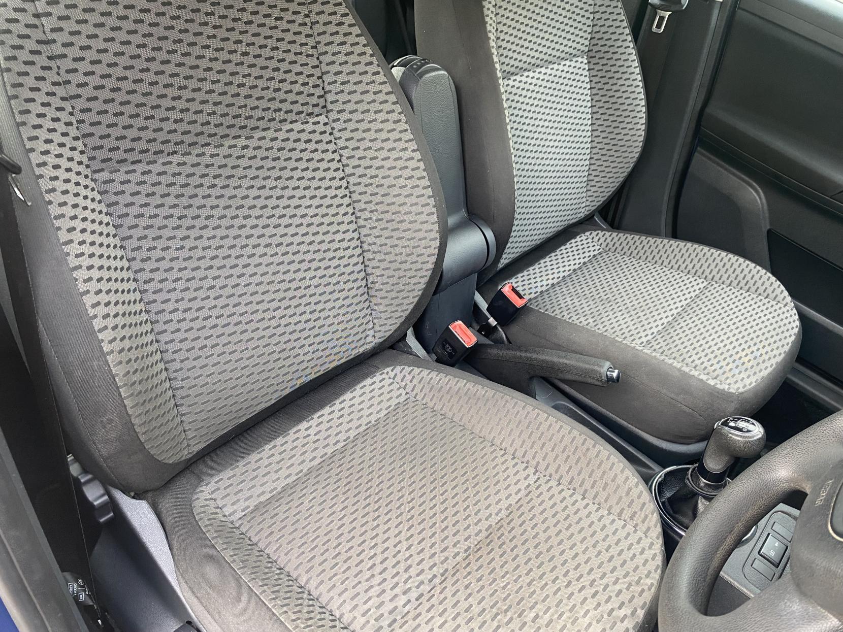 Skoda Fabia 1.2 SE Hatchback 5dr Petrol Manual Euro 5 (69 ps)