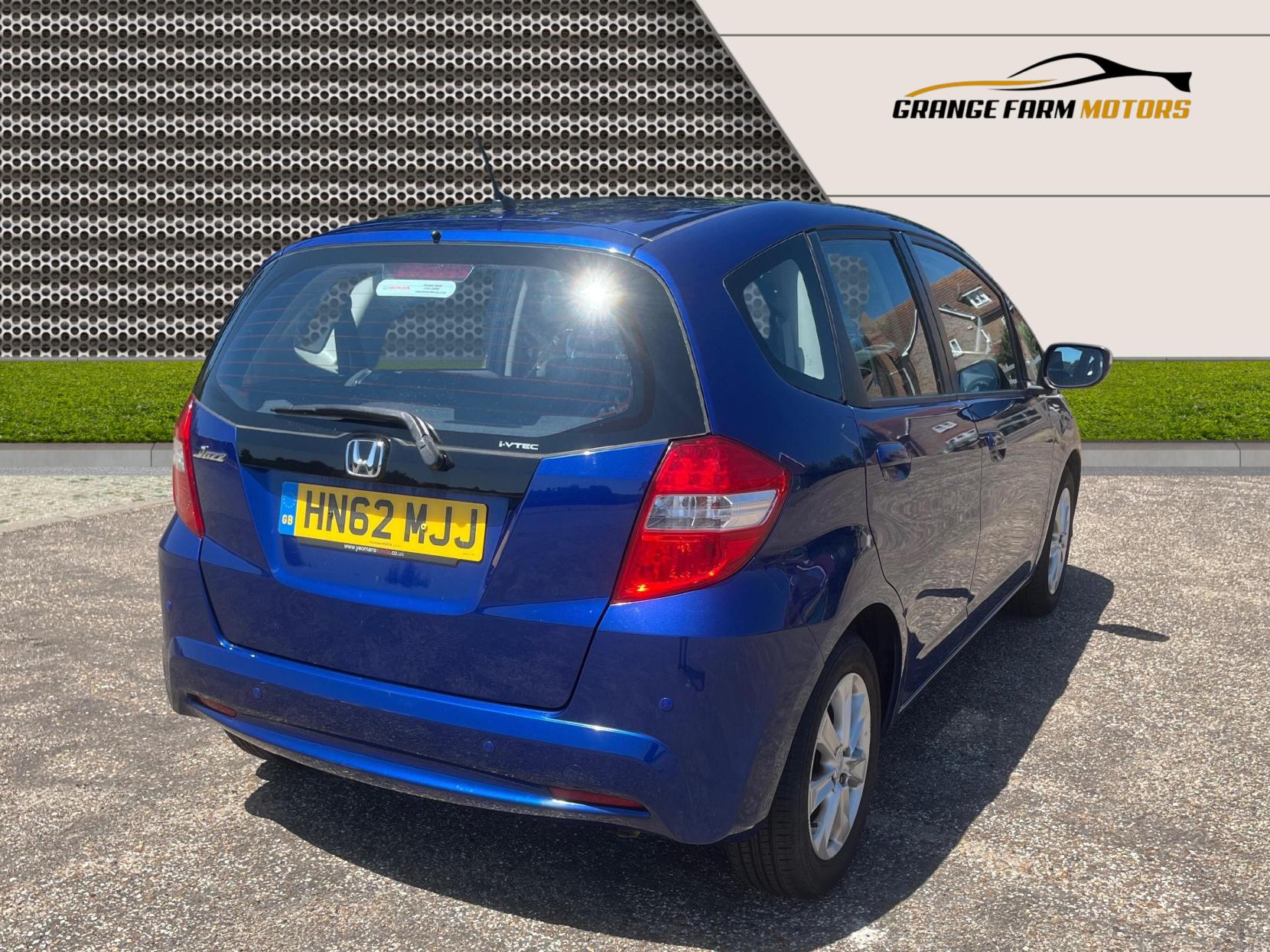 Honda Jazz 1.4 i-VTEC ES Hatchback 5dr Petrol Manual Euro 5 (99 ps)