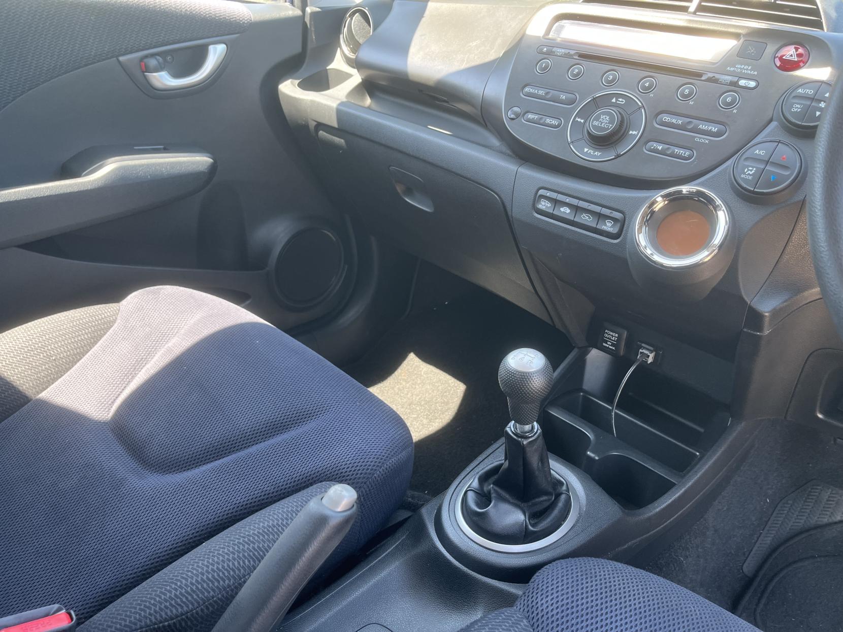 Honda Jazz 1.4 i-VTEC ES Hatchback 5dr Petrol Manual Euro 5 (99 ps)
