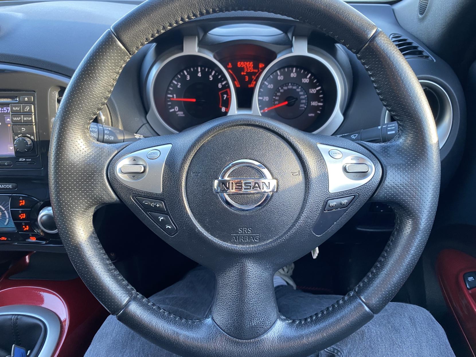 Nissan Juke 1.6 Tekna SUV 5dr Petrol Manual Euro 5 (s/s) (117 ps)