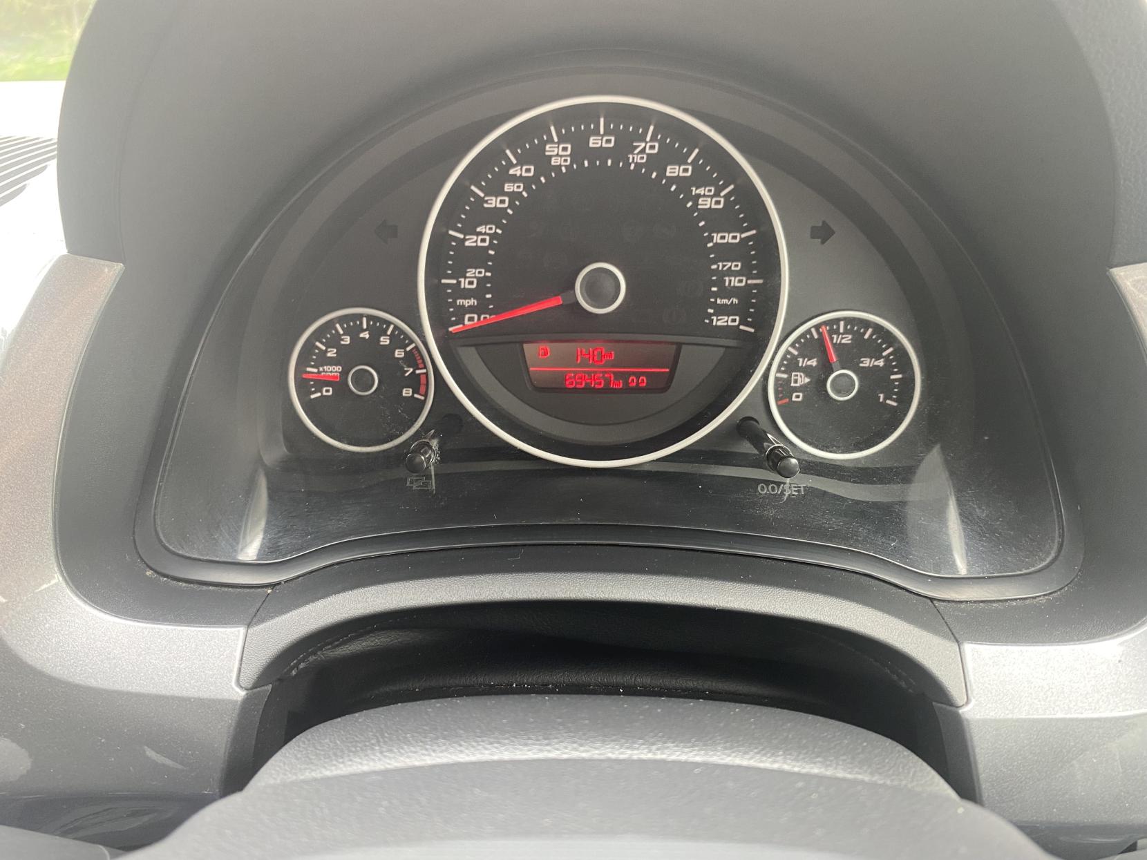 SEAT Mii 1.0 12v Sport Hatchback 3dr Petrol Manual Euro 5 (75 ps)