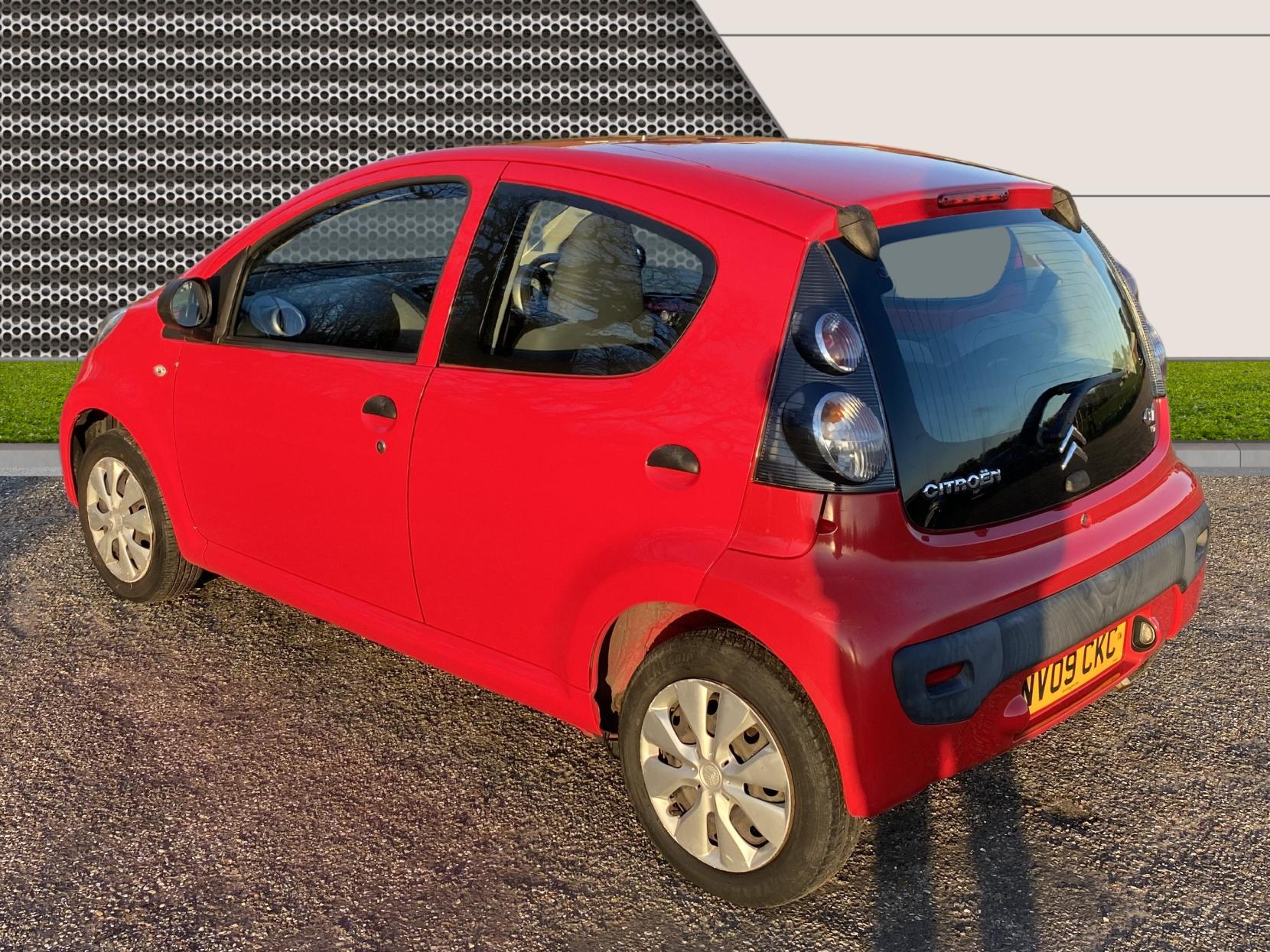 Citroen C1 1.0i VT Hatchback 5dr Petrol Manual Euro 4 (68 ps)