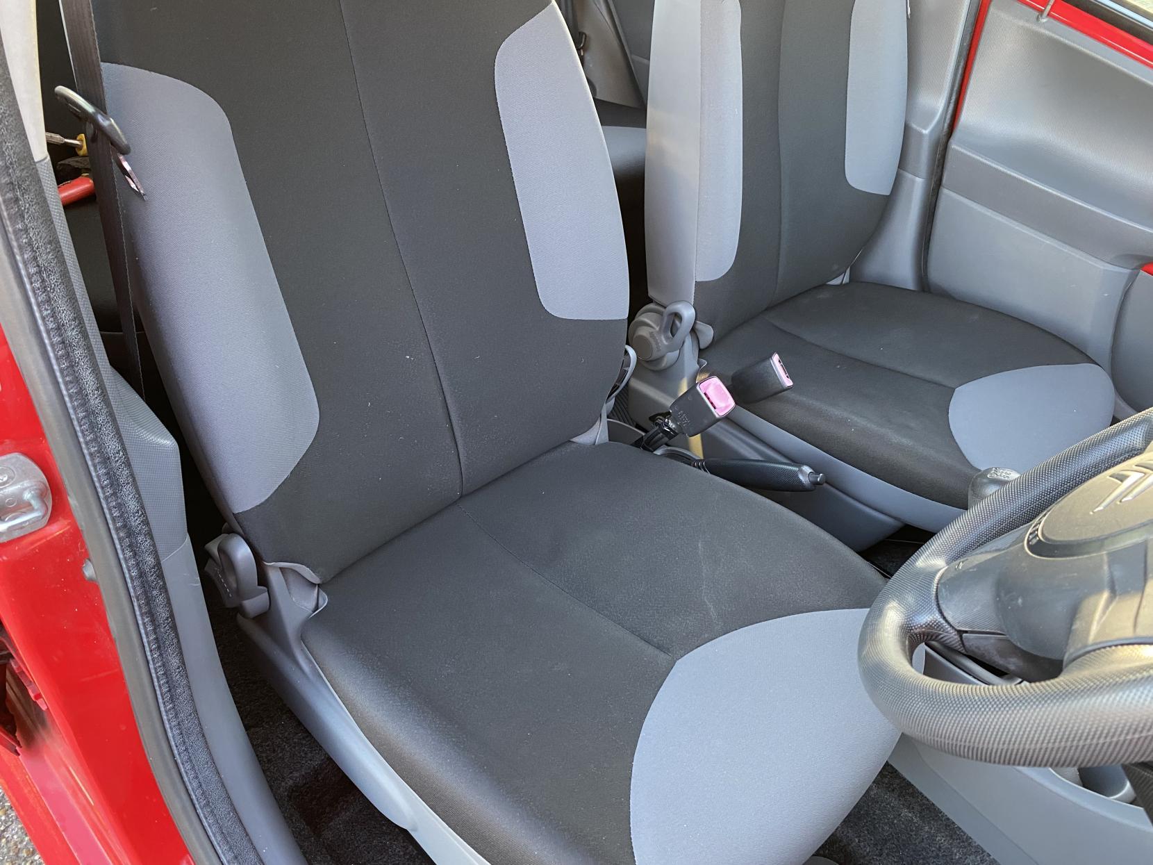 Citroen C1 1.0i VT Hatchback 5dr Petrol Manual Euro 4 (68 ps)