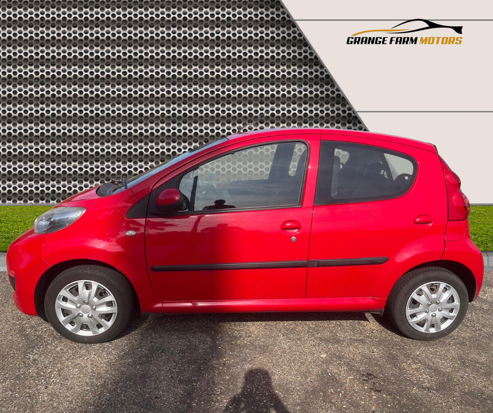 Peugeot 107 1.0 12V Urban Hatchback 5dr Petrol Manual Euro 4 (68 ps)
