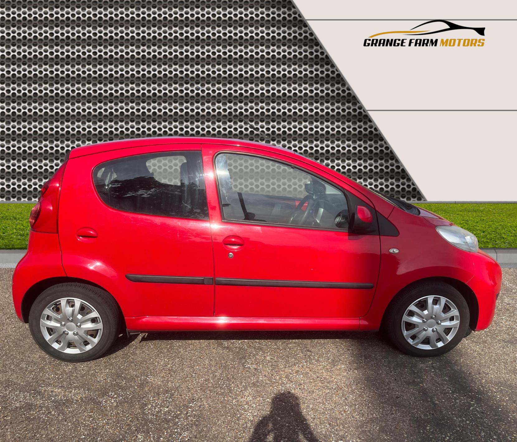 Peugeot 107 1.0 12V Urban Hatchback 5dr Petrol Manual Euro 4 (68 ps)