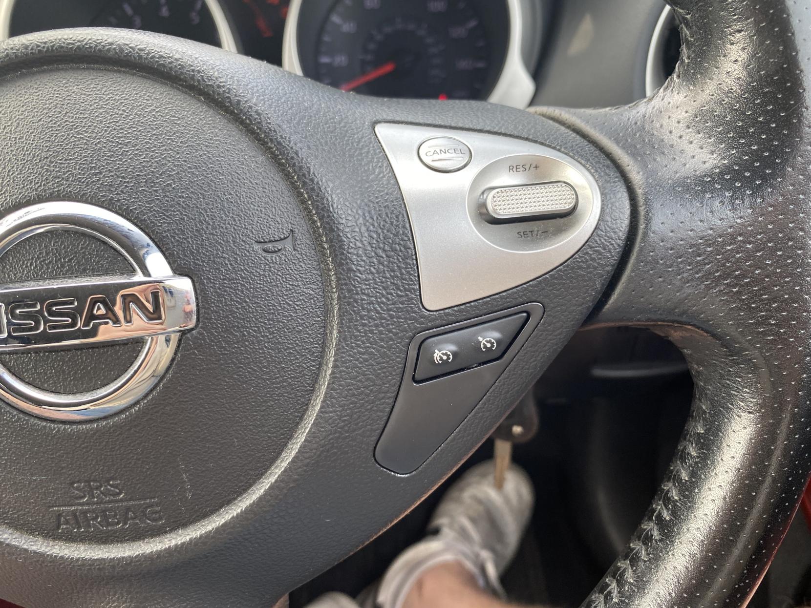 Nissan Juke 1.6 Acenta Premium SUV 5dr Petrol Manual Euro 5 (s/s) (117 ps)