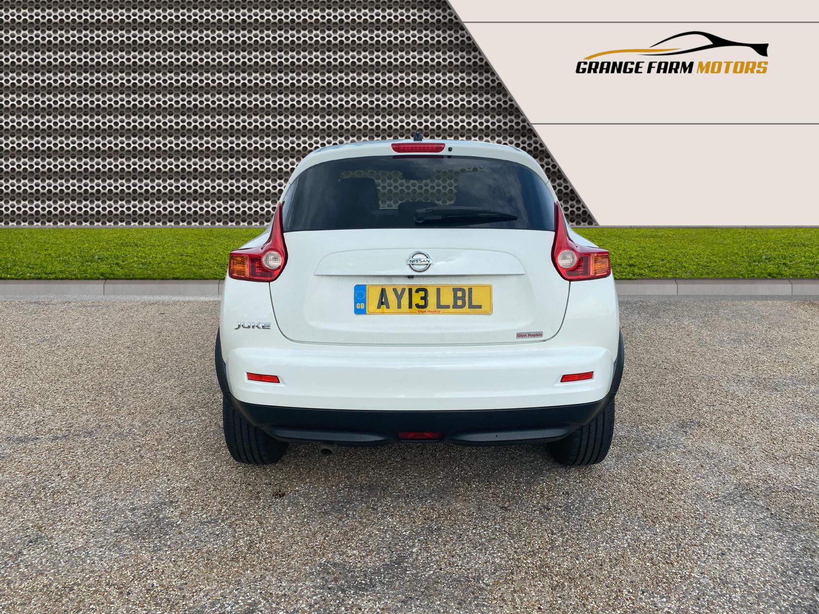 Nissan Juke 1.6 Acenta Premium SUV 5dr Petrol Manual Euro 5 (s/s) (117 ps)