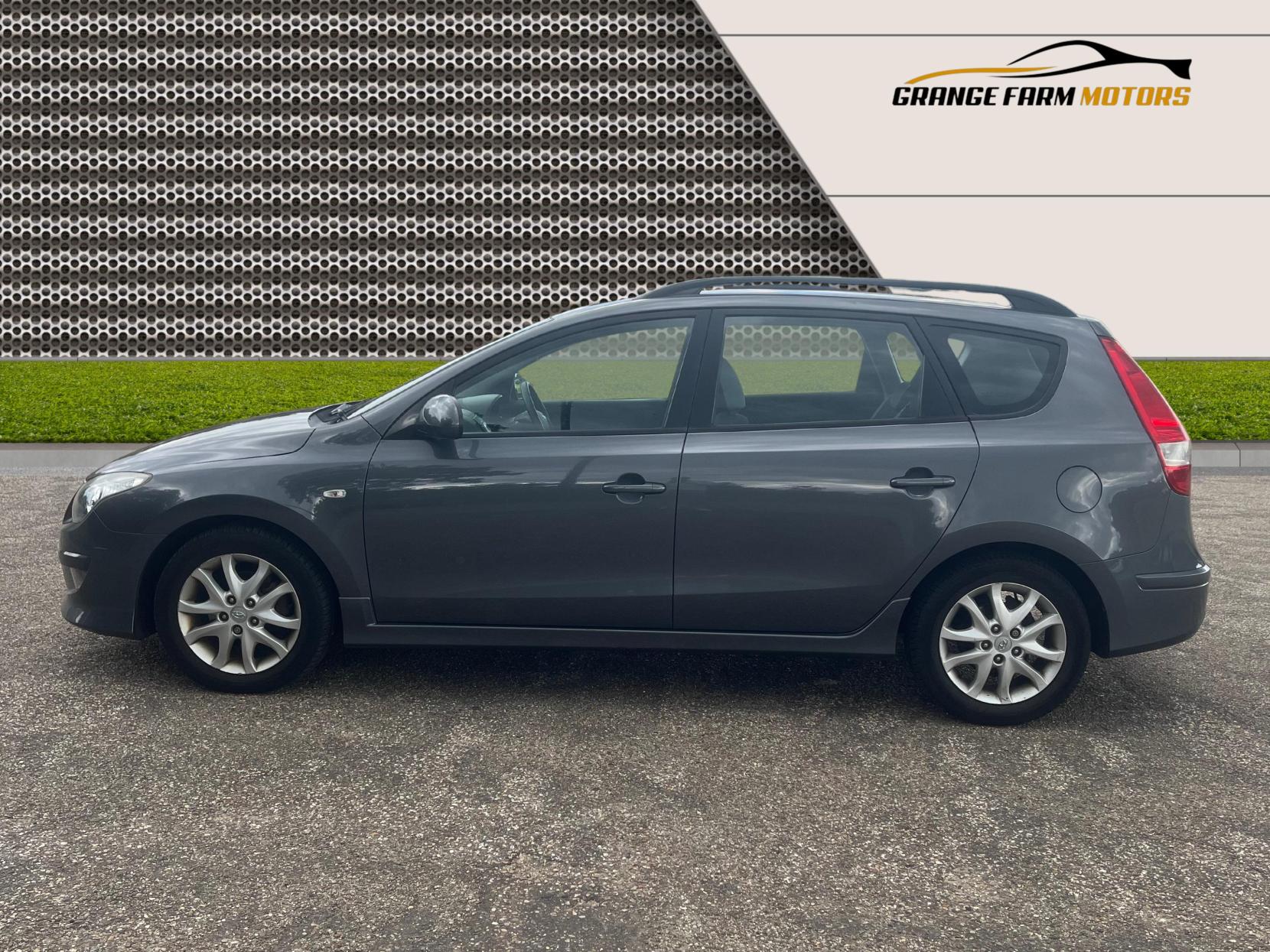 Hyundai i30 1.6 Comfort Estate 5dr Petrol Manual Euro 4 (124 bhp)
