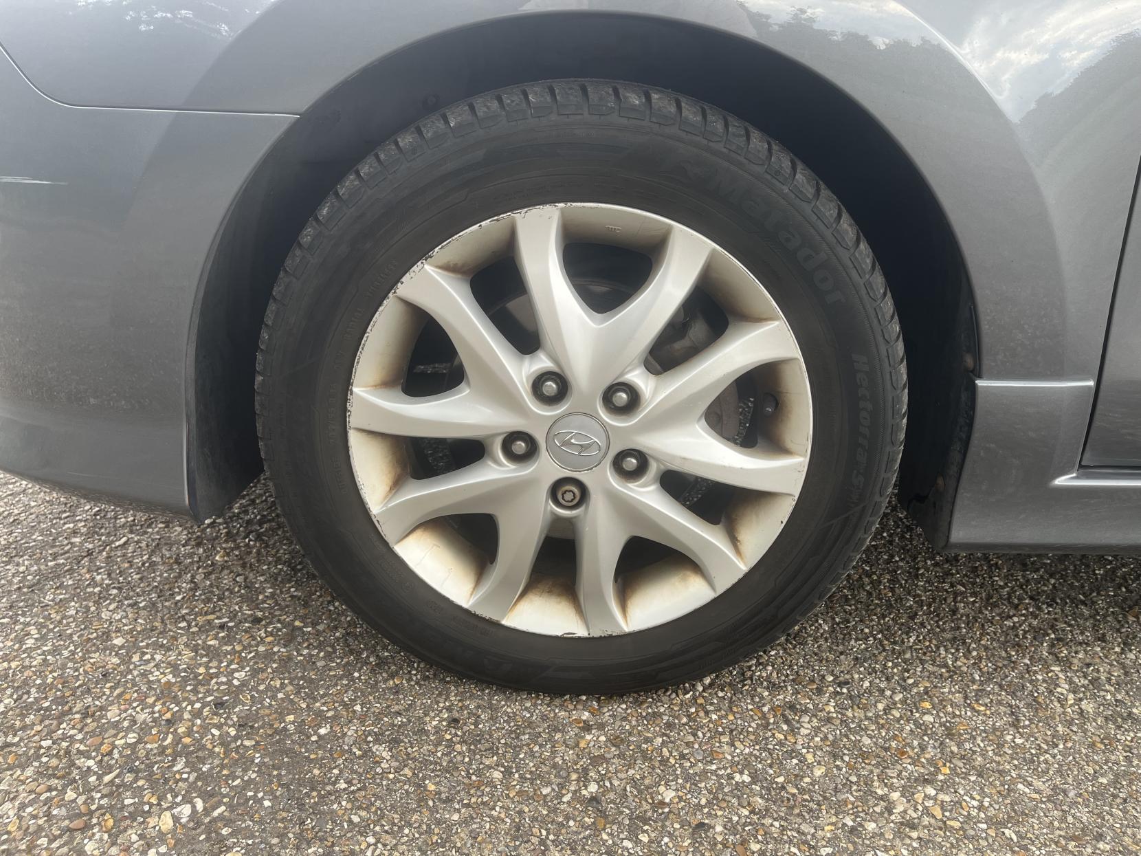 Hyundai i30 1.6 Comfort Estate 5dr Petrol Manual Euro 4 (124 bhp)