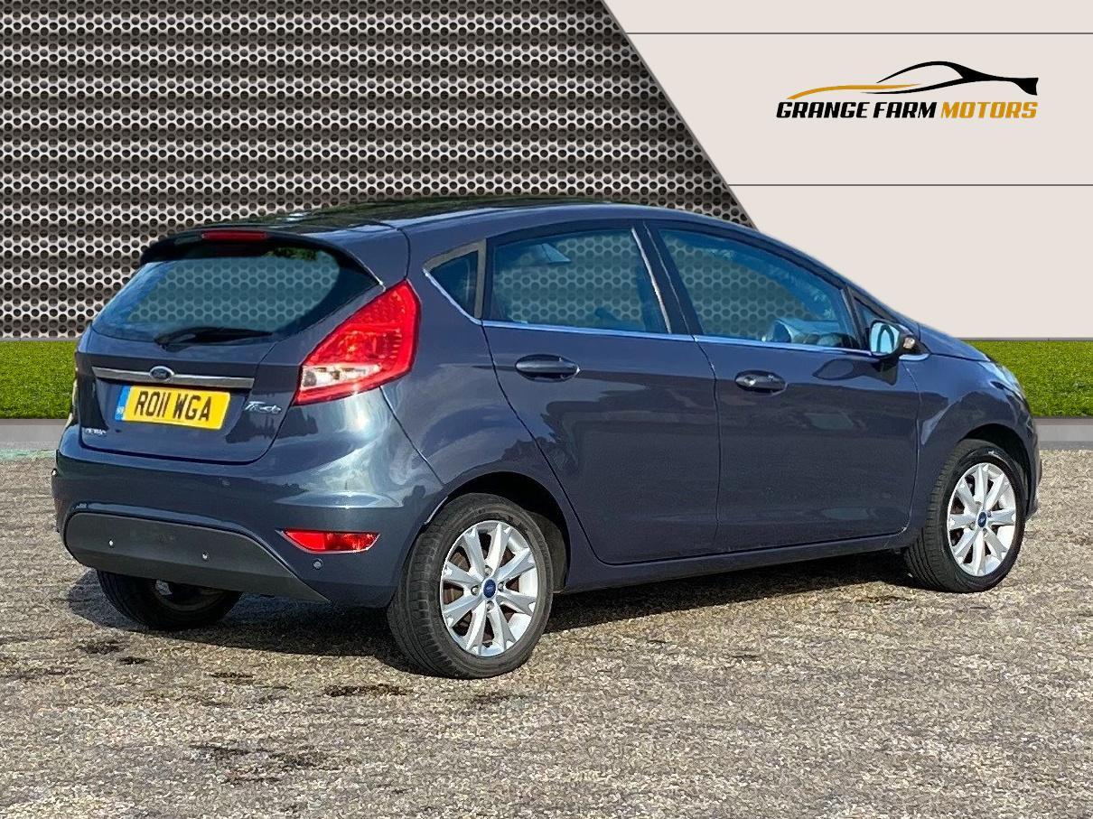 Ford Fiesta 1.25 Zetec Hatchback 5dr Petrol Manual (129 g/km, 81 bhp)