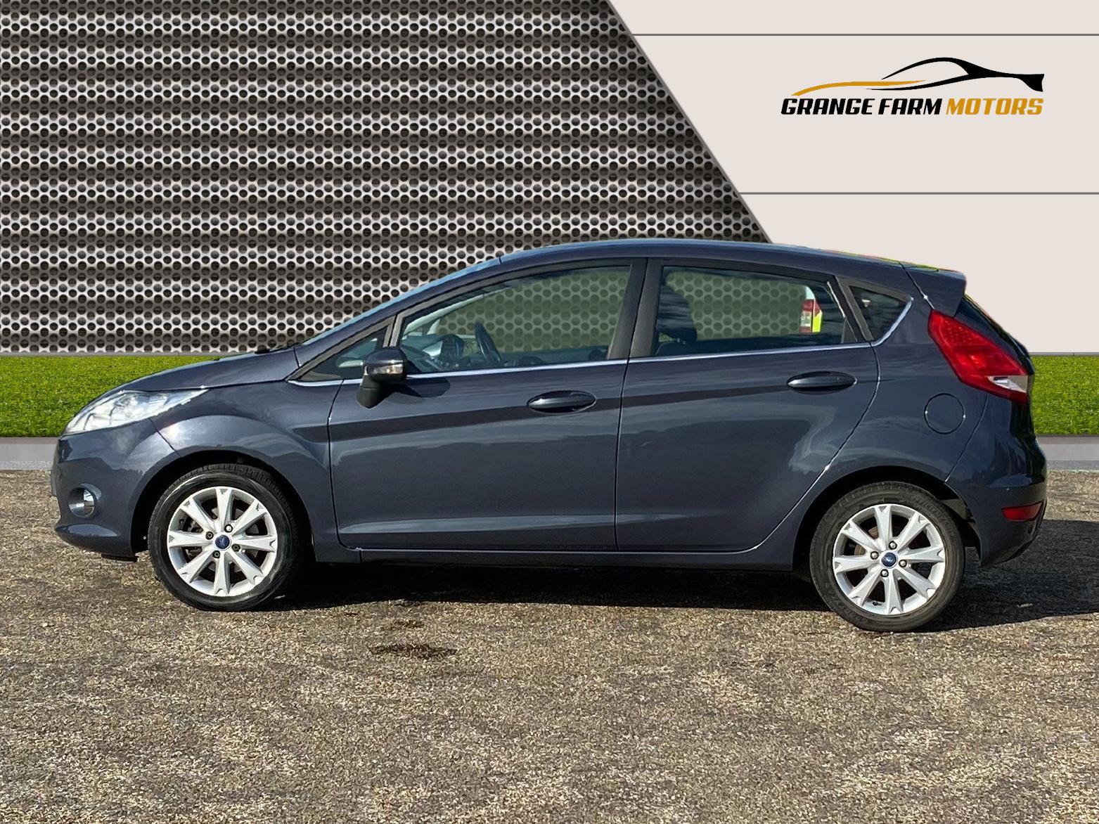 Ford Fiesta 1.25 Zetec Hatchback 5dr Petrol Manual (129 g/km, 81 bhp)