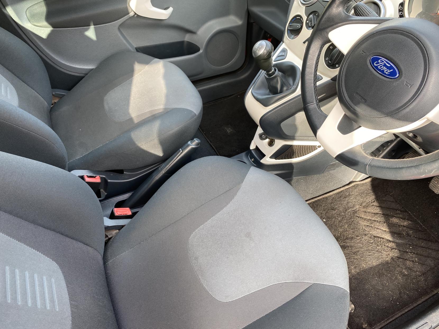 Ford Ka 1.2 Zetec Hatchback 3dr Petrol Manual Euro 5 (s/s) (69 ps)