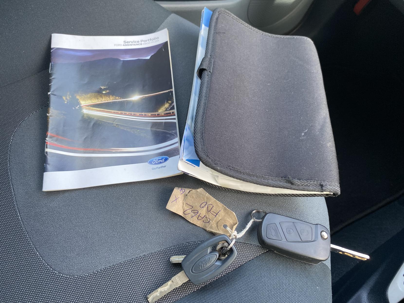 Ford Ka 1.2 Zetec Hatchback 3dr Petrol Manual Euro 5 (s/s) (69 ps)