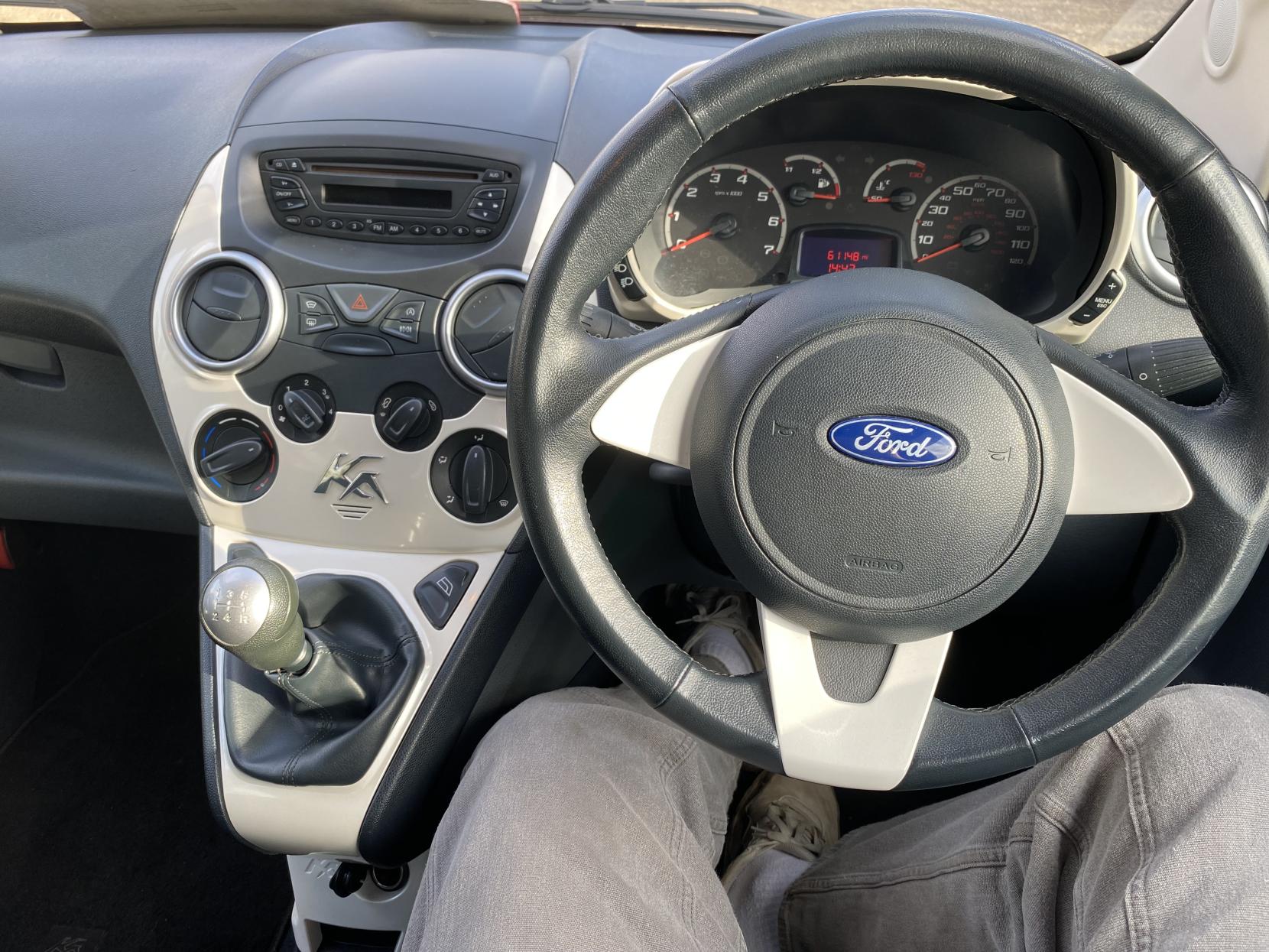 Ford Ka 1.2 Zetec Hatchback 3dr Petrol Manual Euro 5 (s/s) (69 ps)