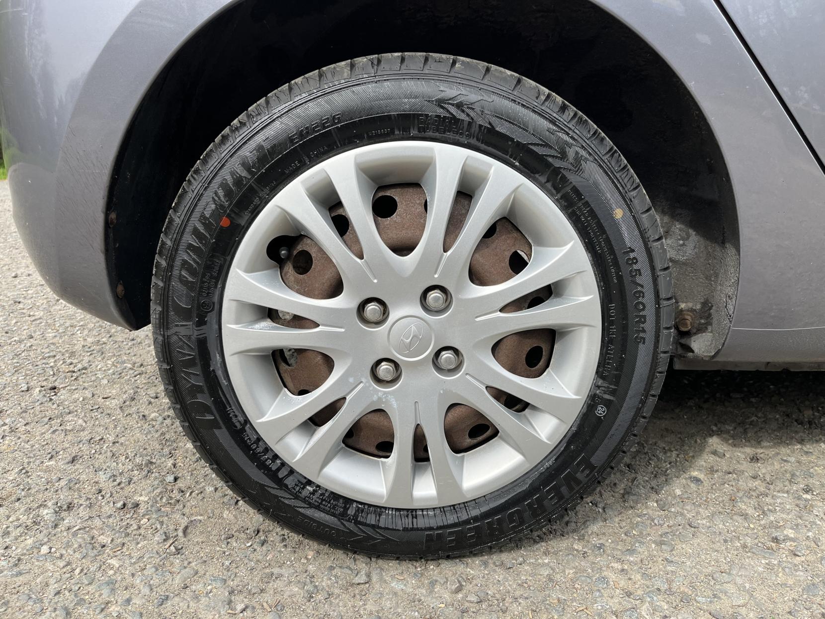 Hyundai i20 1.2 Classic Hatchback 5dr Petrol Manual Euro 4 (77 bhp)