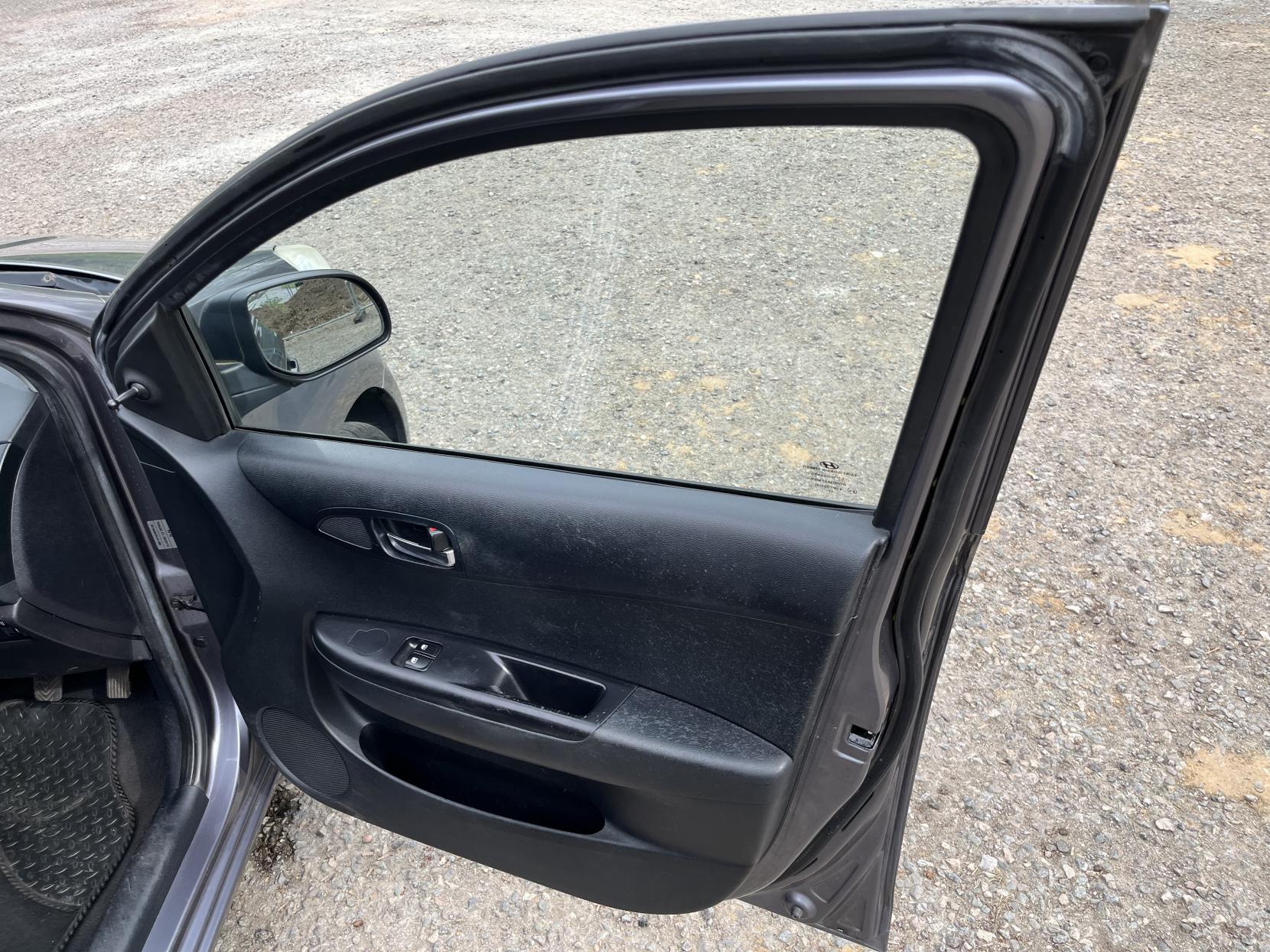 Hyundai i20 1.2 Classic Hatchback 5dr Petrol Manual Euro 4 (77 bhp)