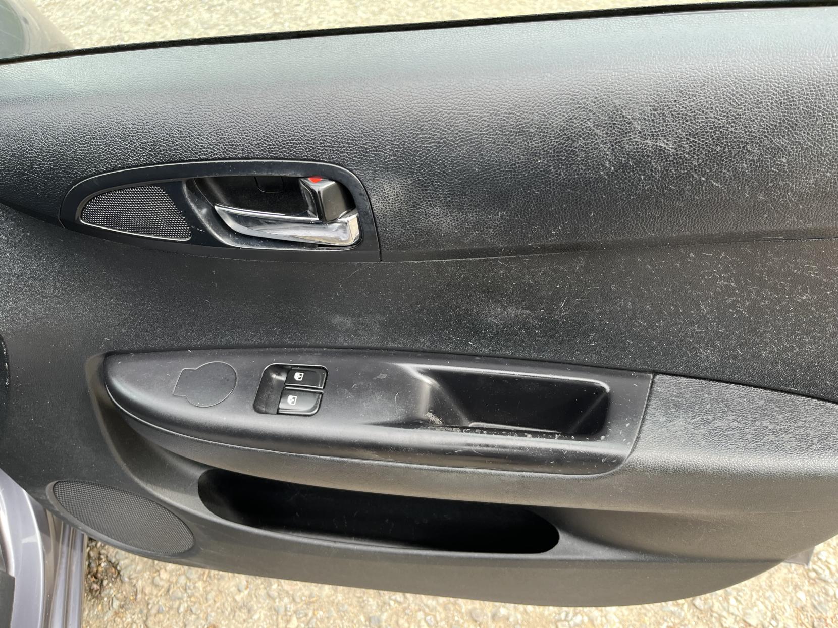 Hyundai i20 1.2 Classic Hatchback 5dr Petrol Manual Euro 4 (77 bhp)