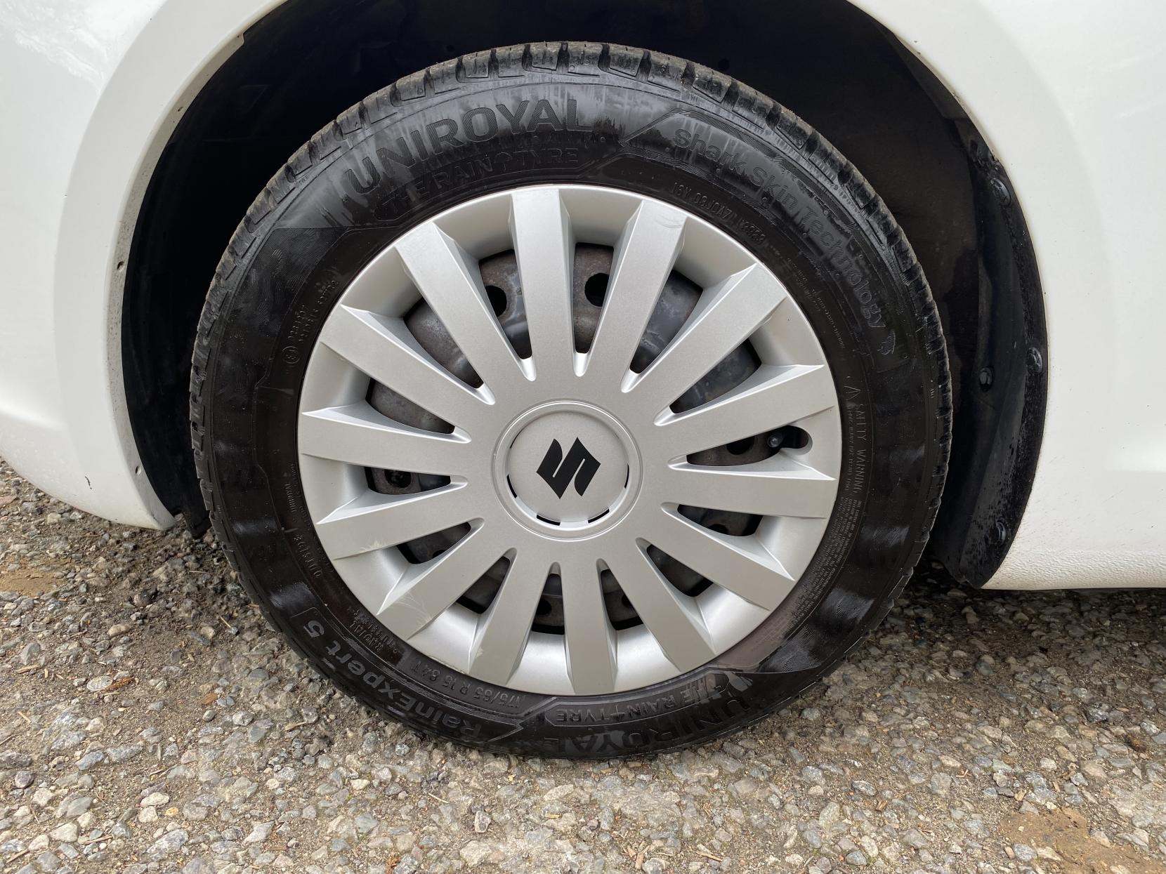 Suzuki Swift 1.2 SZ2 Hatchback 5dr Petrol Manual Euro 5 (94 ps)