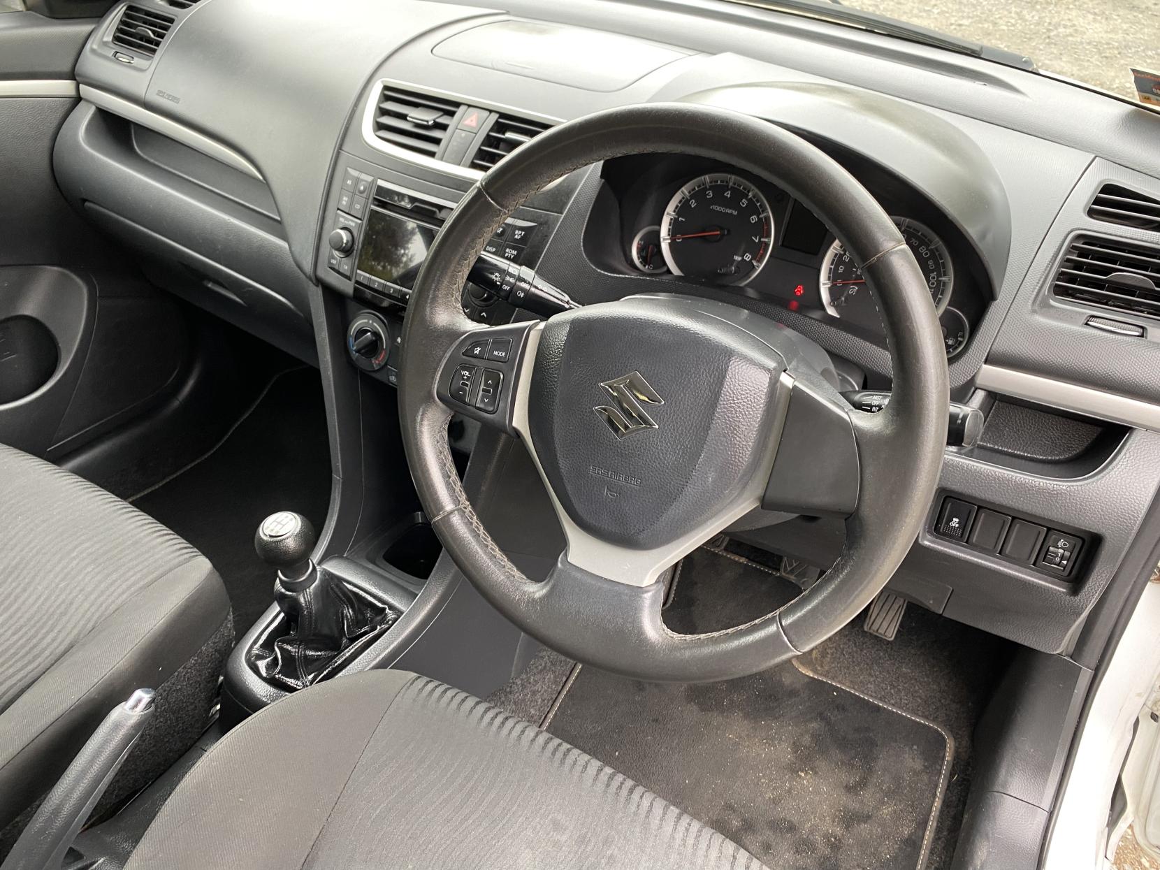 Suzuki Swift 1.2 SZ2 Hatchback 5dr Petrol Manual Euro 5 (94 ps)