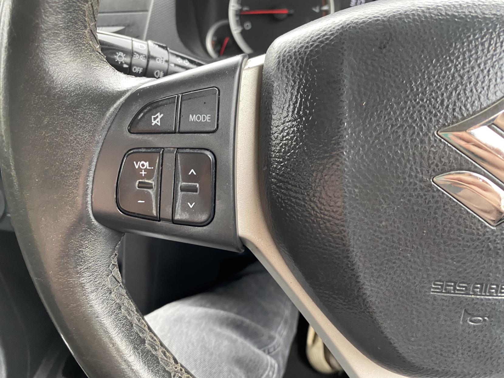 Suzuki Swift 1.2 SZ2 Hatchback 5dr Petrol Manual Euro 5 (94 ps)