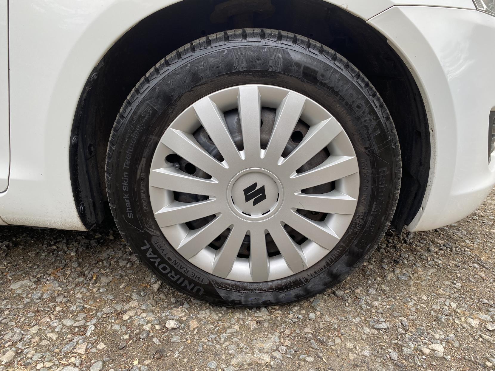 Suzuki Swift 1.2 SZ2 Hatchback 5dr Petrol Manual Euro 5 (94 ps)