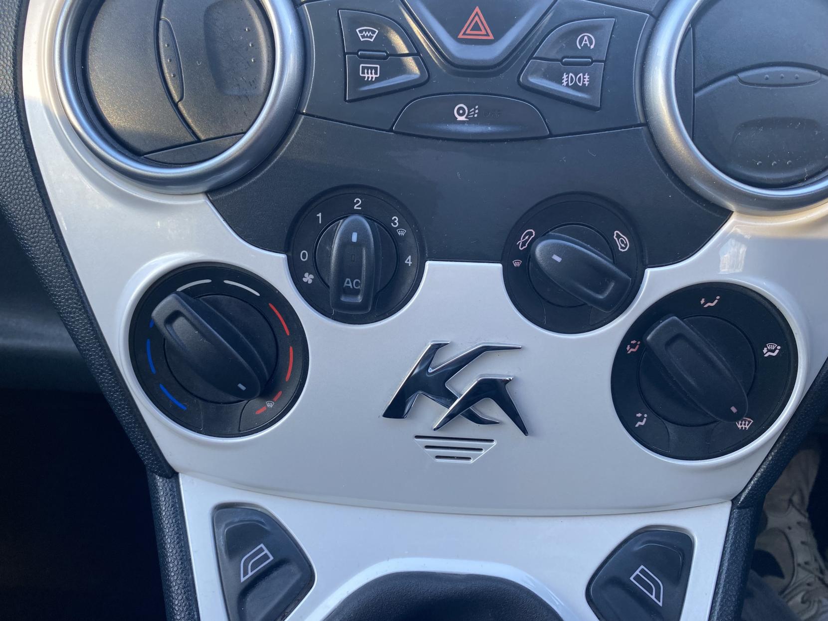 Ford Ka 1.2 Zetec Hatchback 3dr Petrol Manual Euro 5 (s/s) (69 ps)