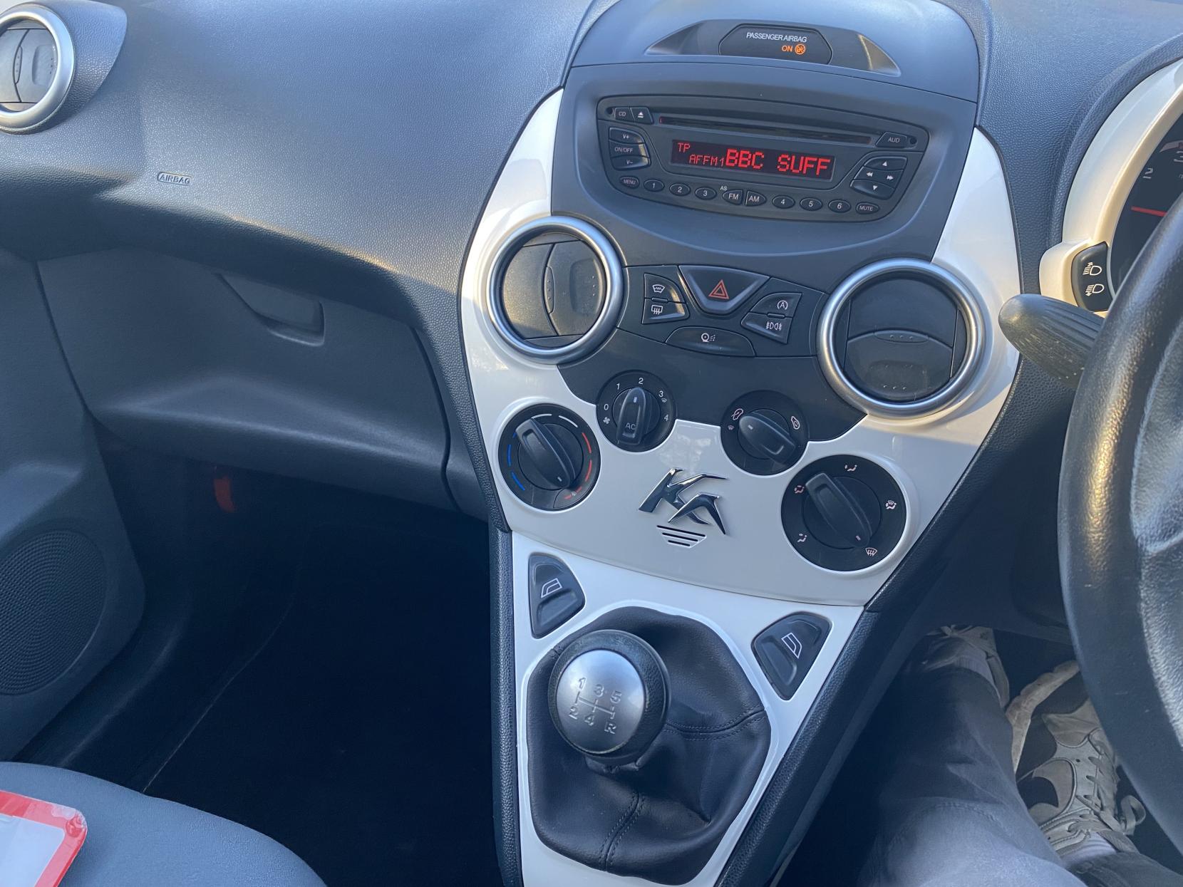 Ford Ka 1.2 Zetec Hatchback 3dr Petrol Manual Euro 5 (s/s) (69 ps)