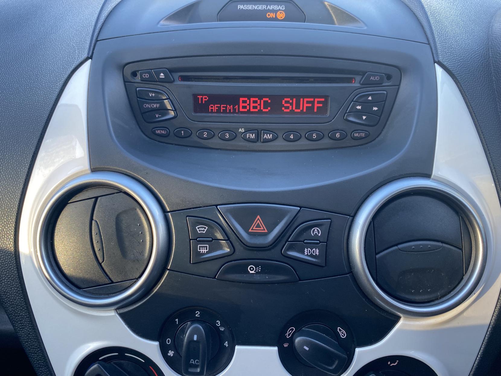 Ford Ka 1.2 Zetec Hatchback 3dr Petrol Manual Euro 5 (s/s) (69 ps)