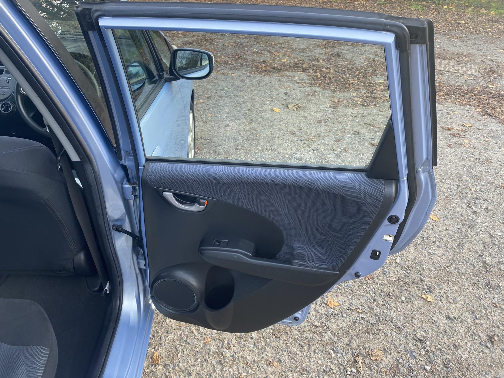 Honda Jazz 1.4 i-VTEC ES Hatchback 5dr Petrol Manual Euro 4 (100 ps)