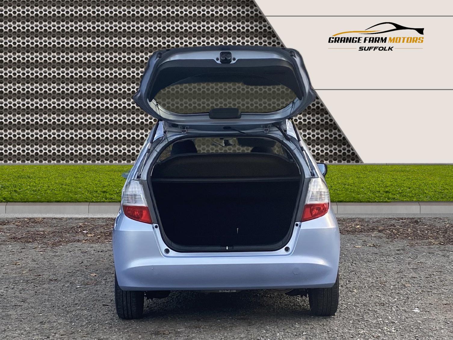 Honda Jazz 1.4 i-VTEC ES Hatchback 5dr Petrol Manual Euro 4 (100 ps)