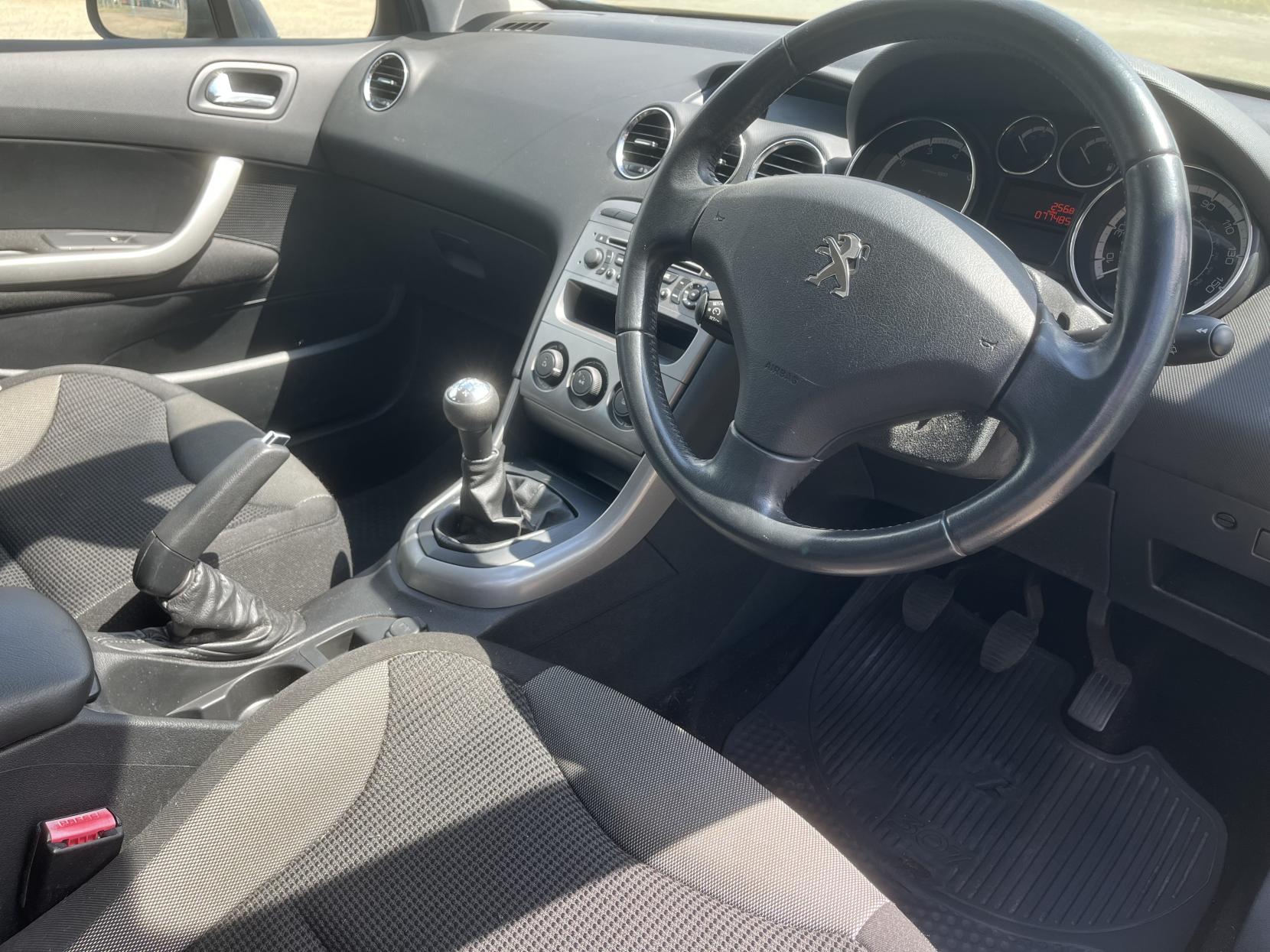 Peugeot 308 1.6 VTi Active Hatchback 5dr Petrol Manual Euro 5 (120 ps)