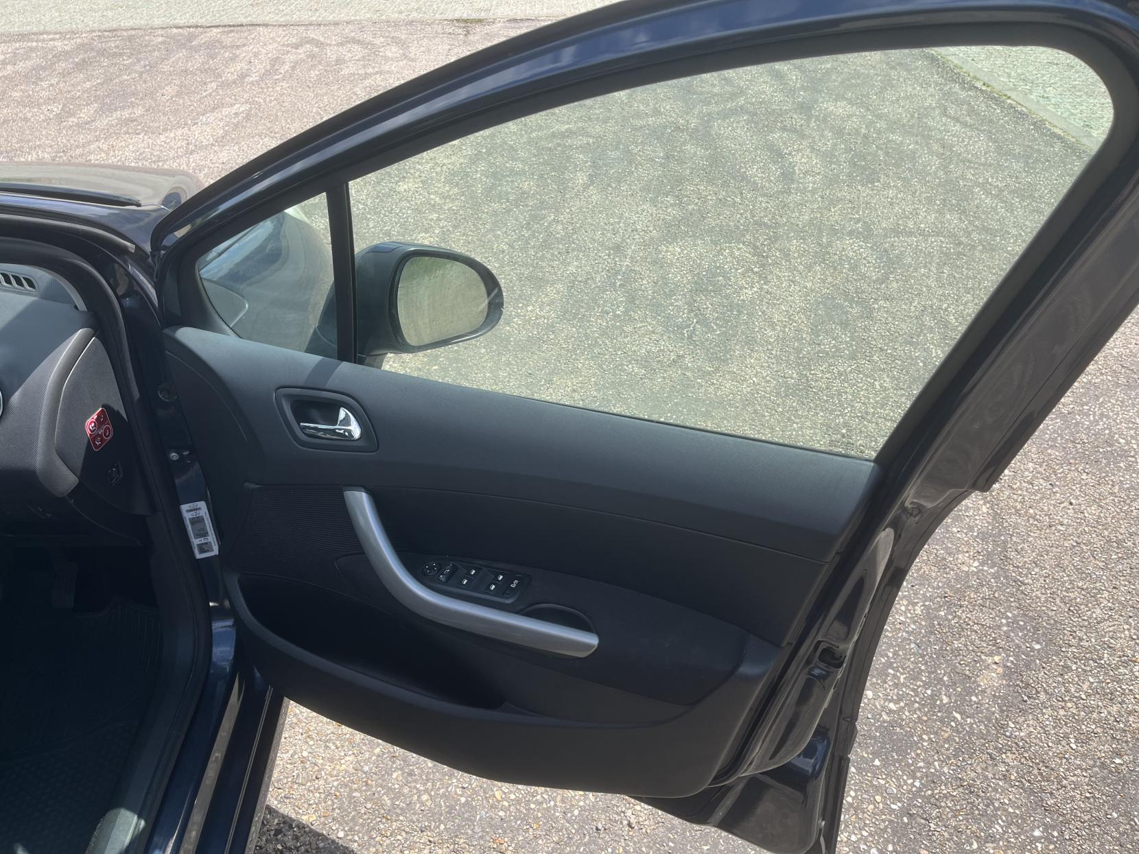 Peugeot 308 1.6 VTi Active Hatchback 5dr Petrol Manual Euro 5 (120 ps)