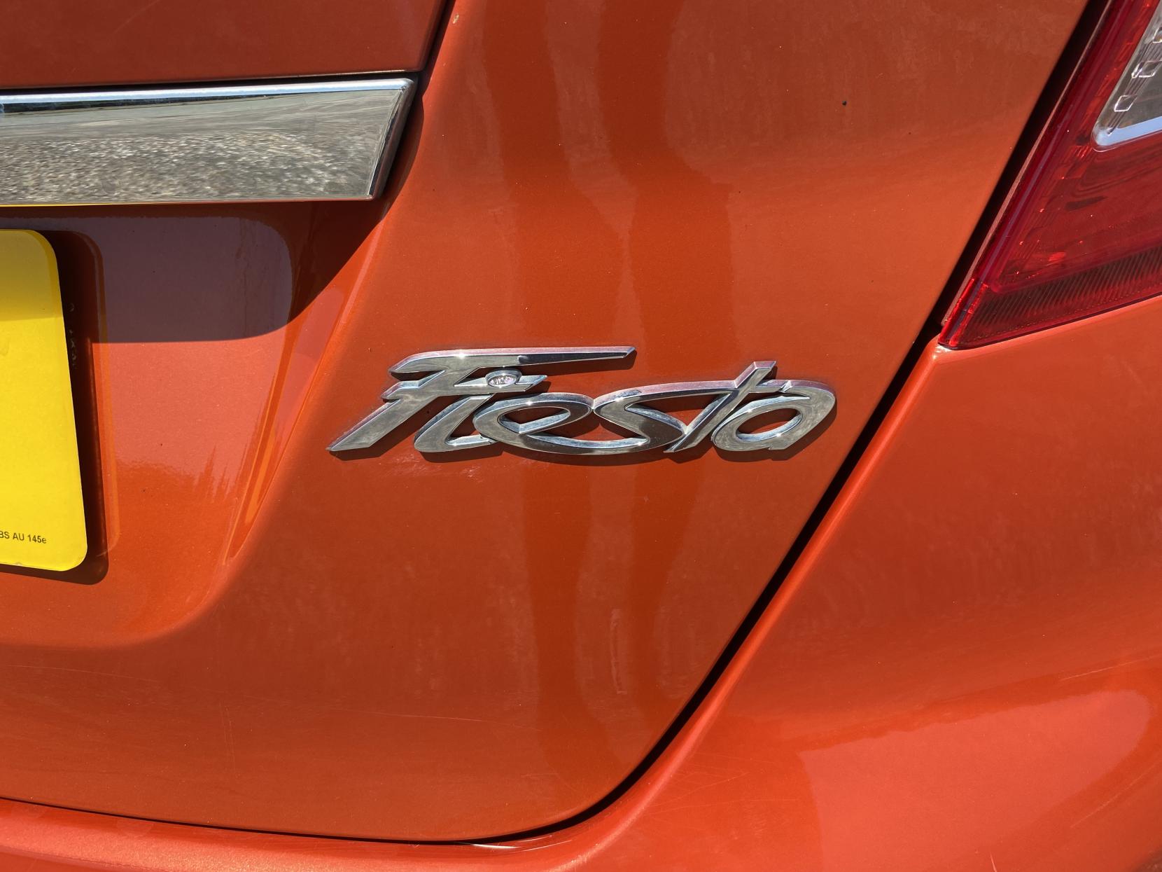 Ford Fiesta 1.25 Zetec Hatchback 5dr Petrol Manual (129 g/km, 81 bhp)