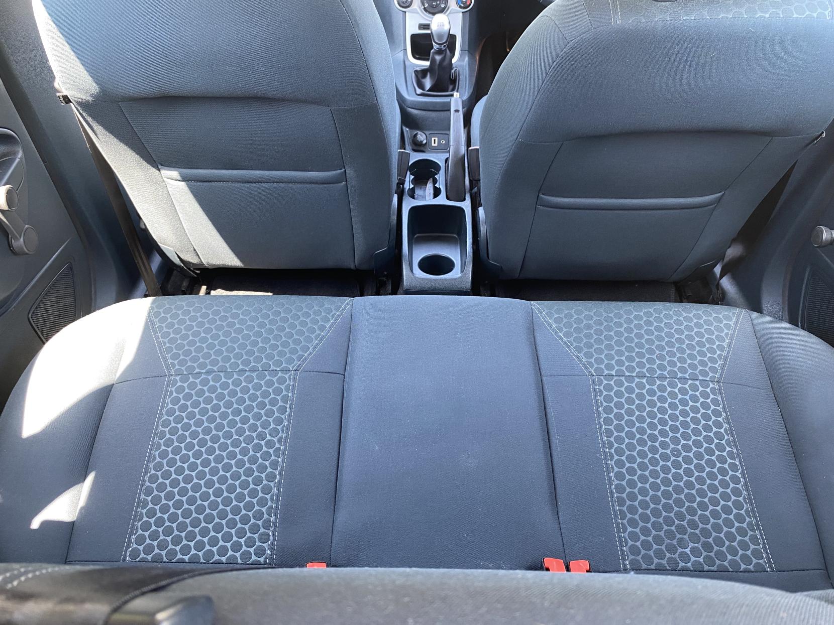 Ford Fiesta 1.25 Zetec Hatchback 5dr Petrol Manual (129 g/km, 81 bhp)
