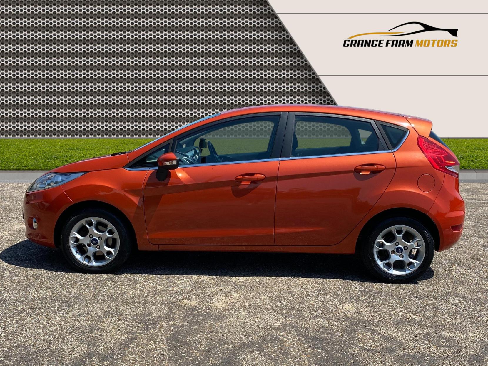 Ford Fiesta 1.25 Zetec Hatchback 5dr Petrol Manual (129 g/km, 81 bhp)