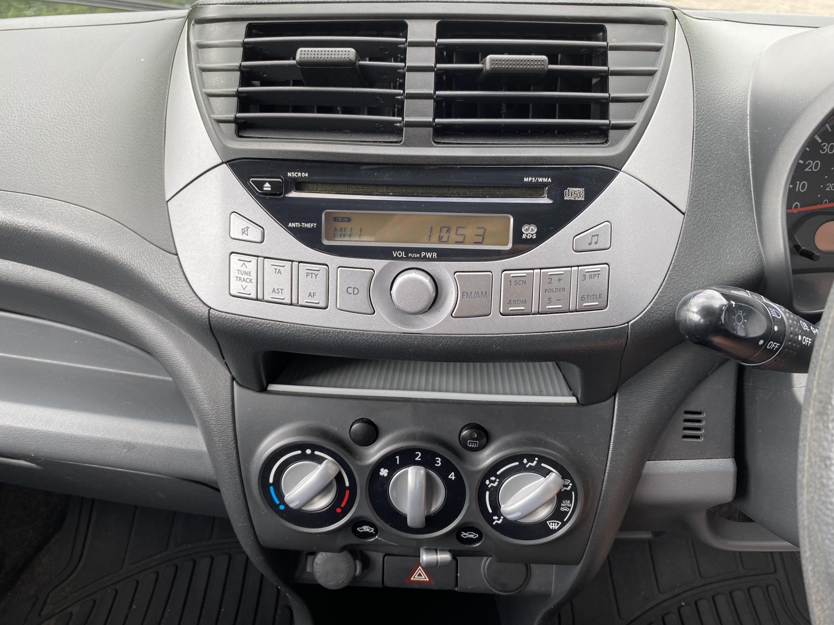 Suzuki Alto 1.0 12V SZ Hatchback 5dr Petrol Manual Euro 5 (68 ps)