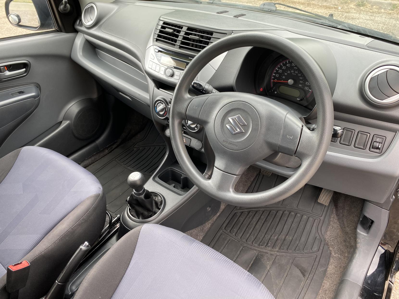 Suzuki Alto 1.0 12V SZ Hatchback 5dr Petrol Manual Euro 5 (68 ps)
