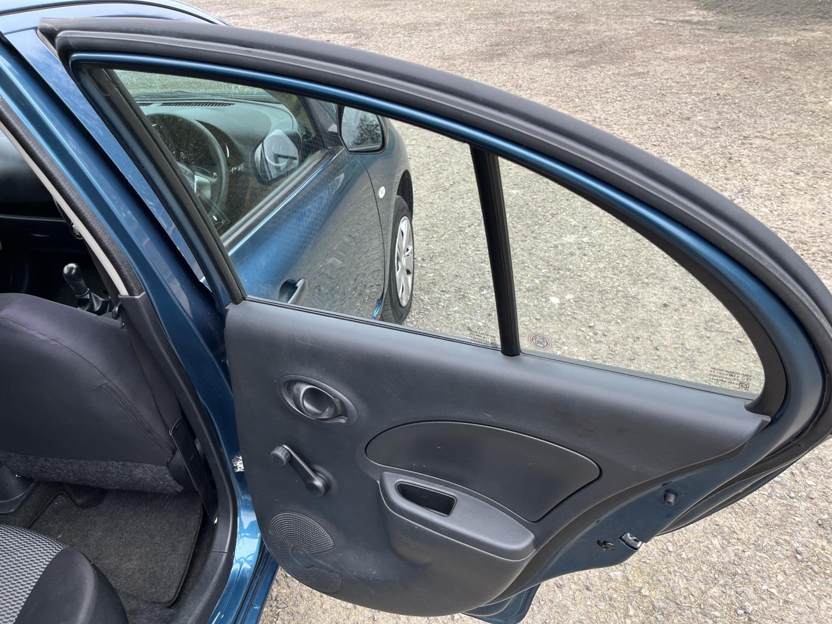 Nissan Micra 1.2 Visia Hatchback 5dr Petrol Manual Euro 5 (80 ps)