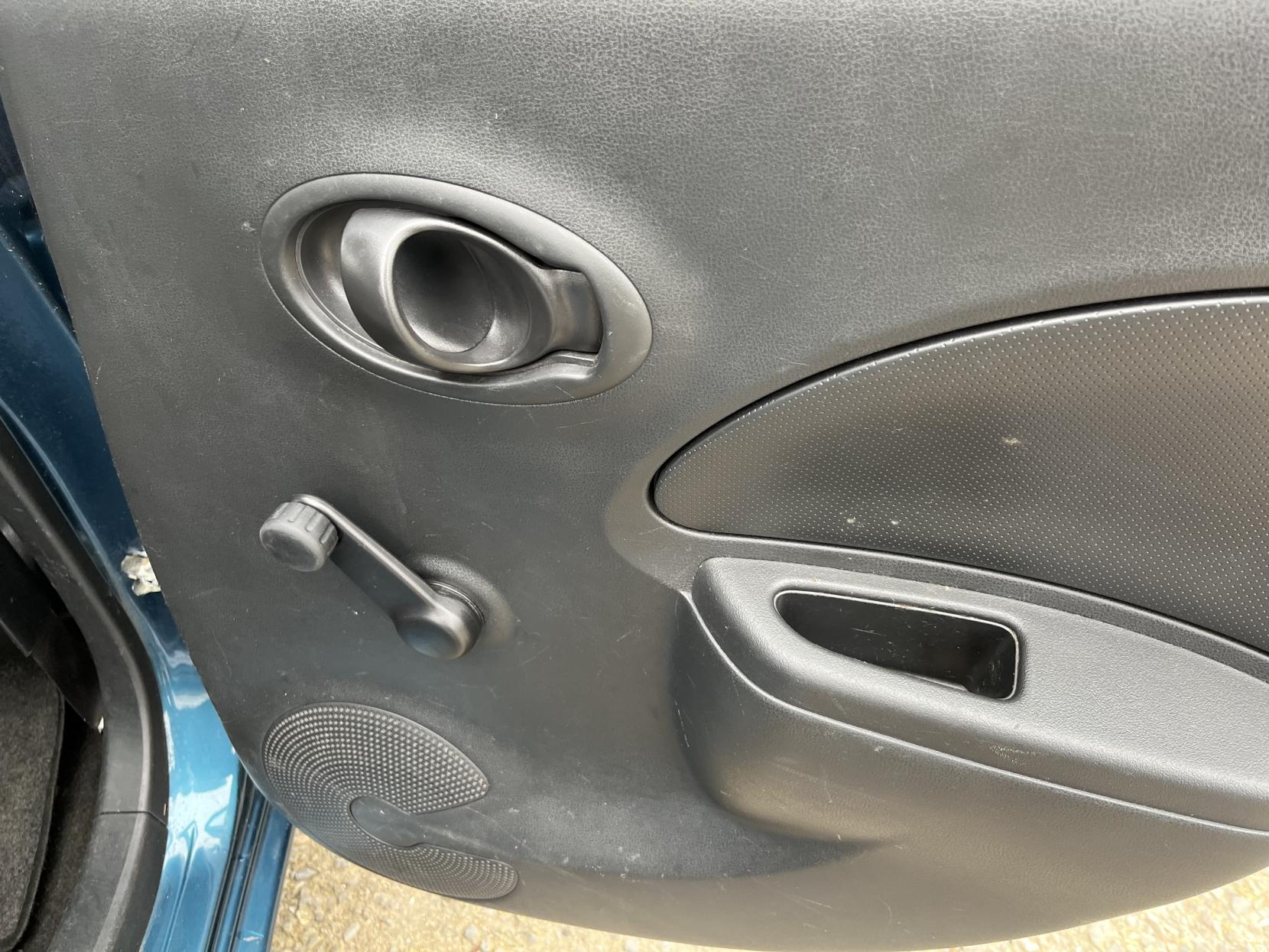 Nissan Micra 1.2 Visia Hatchback 5dr Petrol Manual Euro 5 (80 ps)