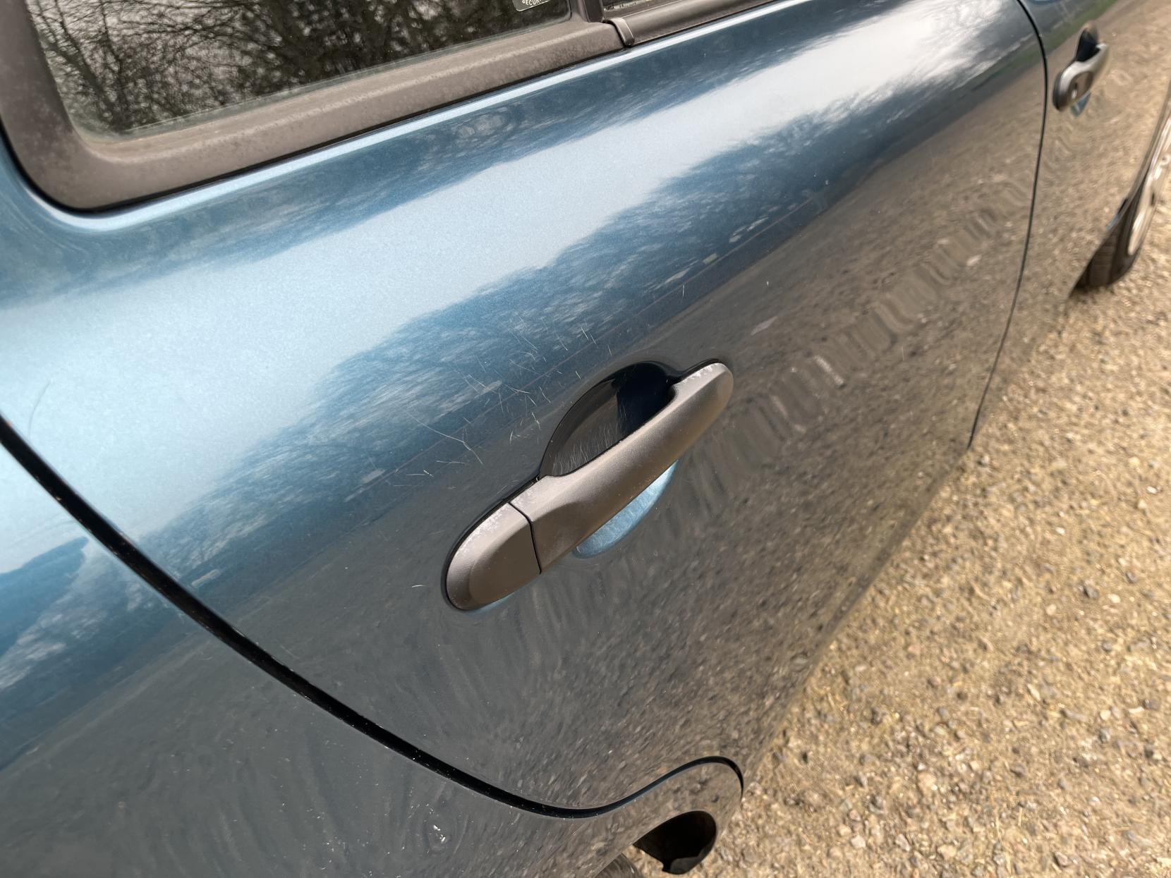 Nissan Micra 1.2 Visia Hatchback 5dr Petrol Manual Euro 5 (80 ps)