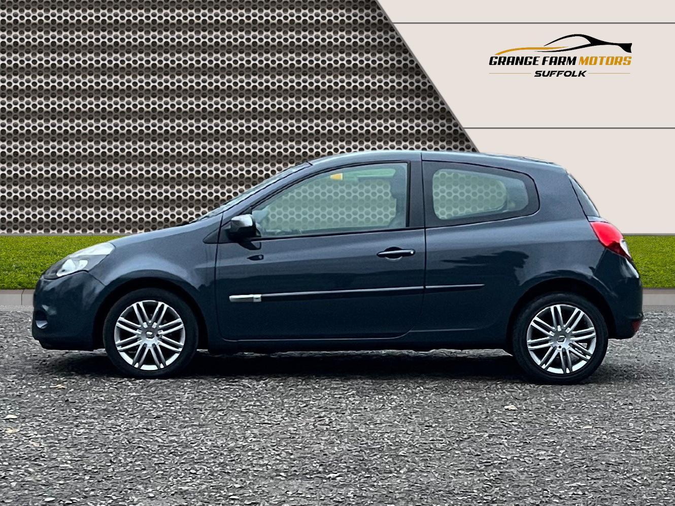 Renault Clio 1.2 Dynamique TomTom Hatchback 3dr Petrol Manual Euro 5 (75 ps)