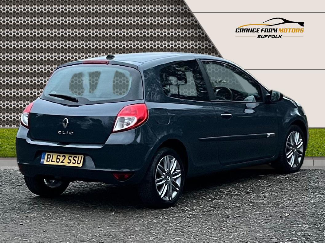 Renault Clio 1.2 Dynamique TomTom Hatchback 3dr Petrol Manual Euro 5 (75 ps)