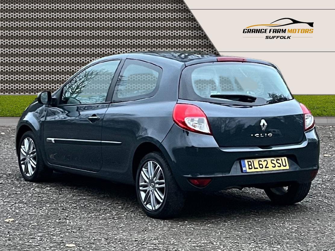 Renault Clio 1.2 Dynamique TomTom Hatchback 3dr Petrol Manual Euro 5 (75 ps)