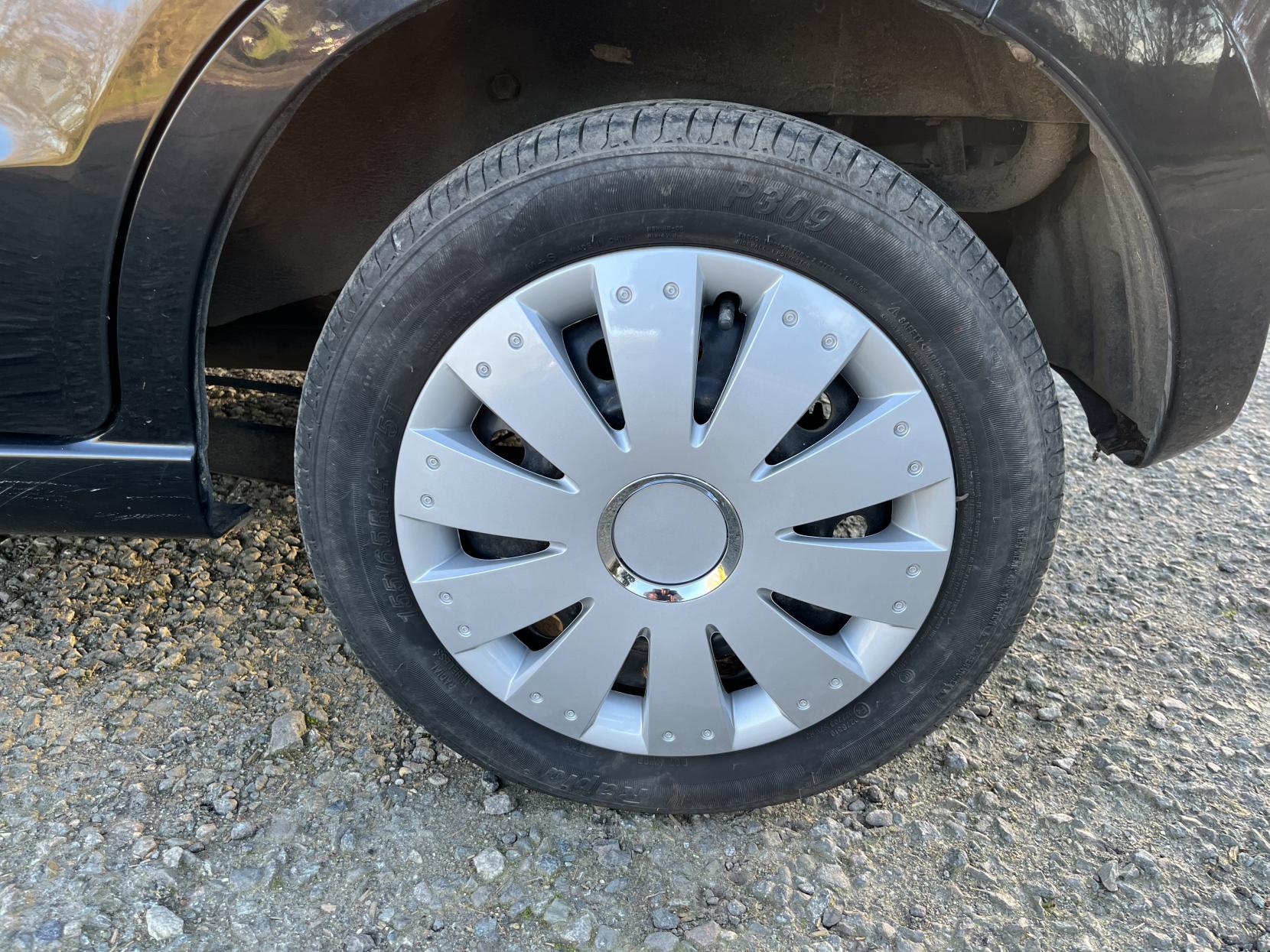 Suzuki Alto 1.0 12V SZ Hatchback 5dr Petrol Manual Euro 5 (68 ps)