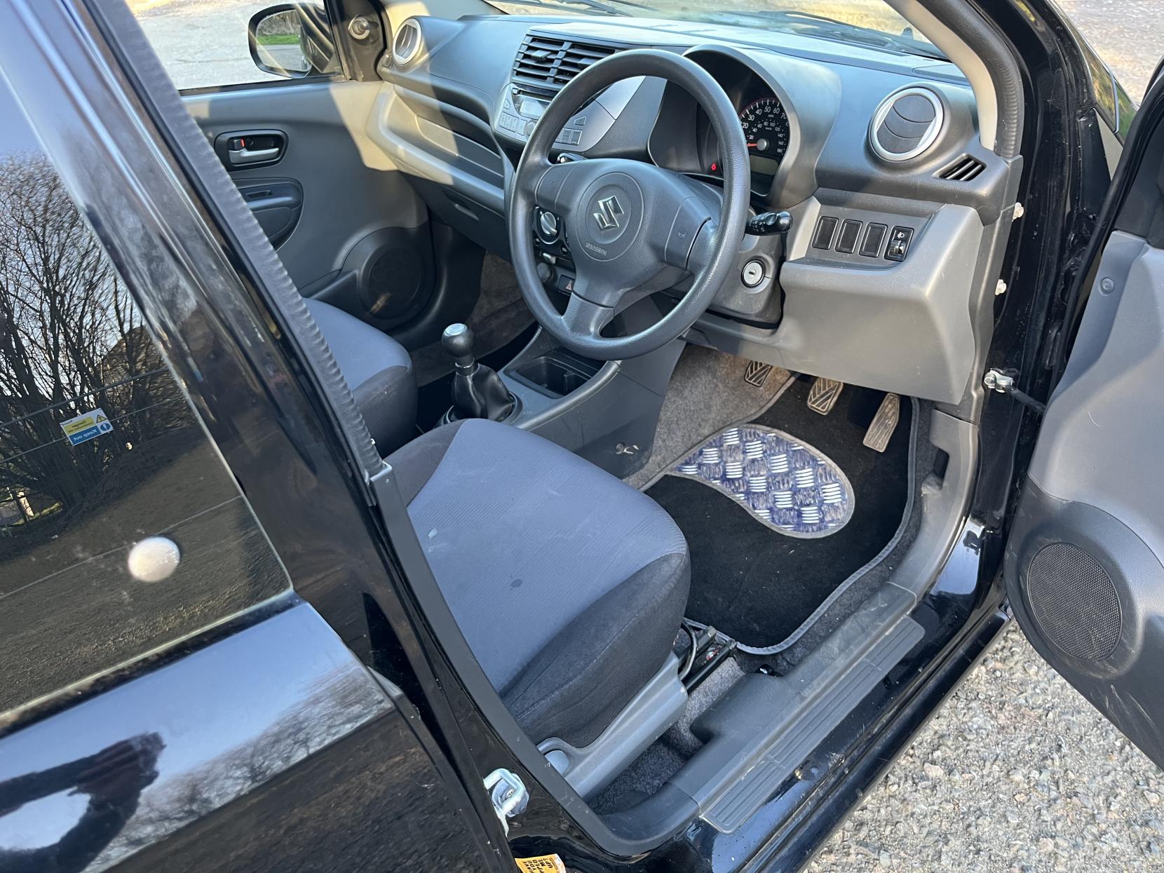 Suzuki Alto 1.0 12V SZ Hatchback 5dr Petrol Manual Euro 5 (68 ps)