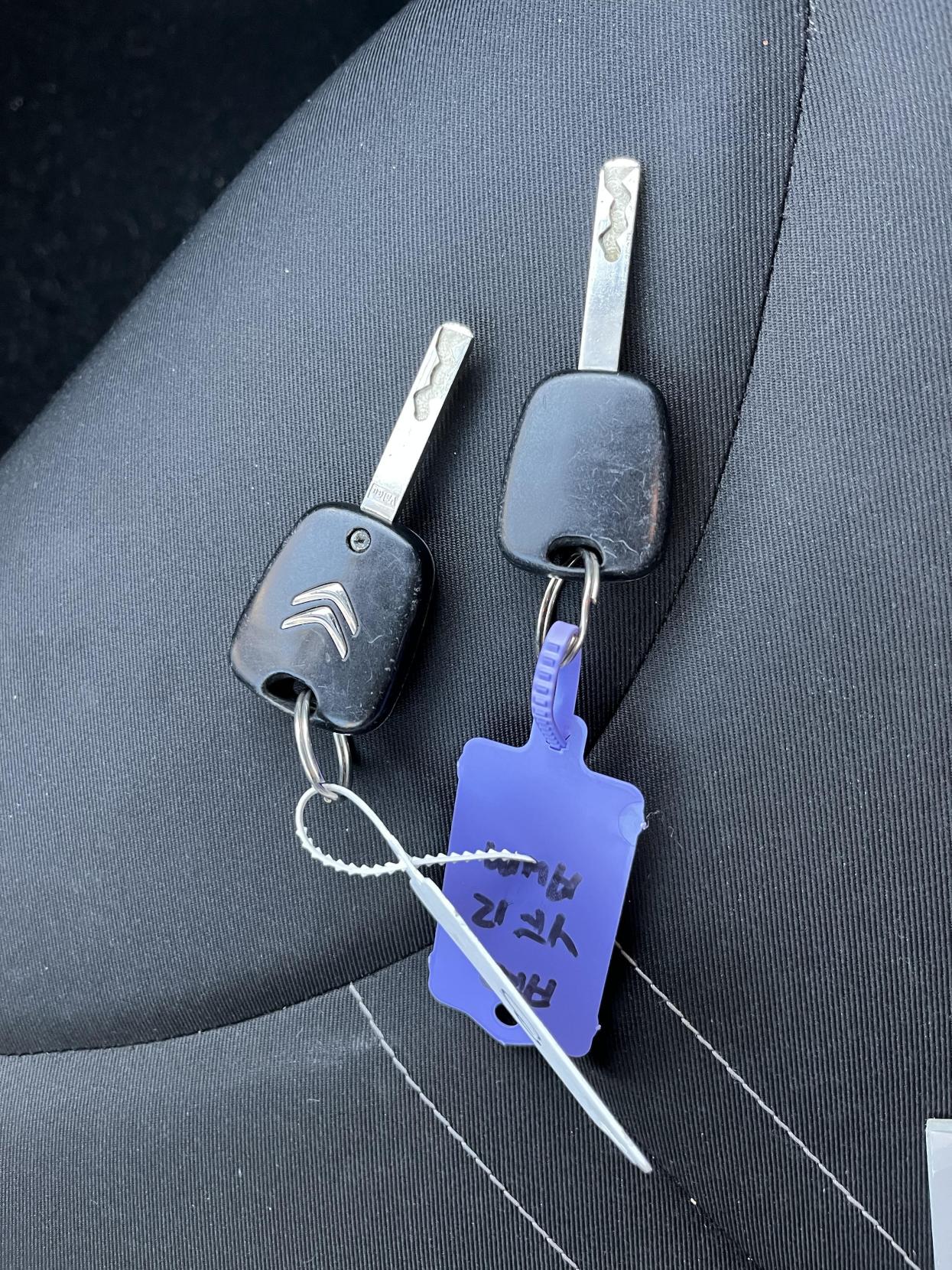 Citroen C1 1.0i VTR Hatchback 5dr Petrol Manual Euro 5 (68 ps)