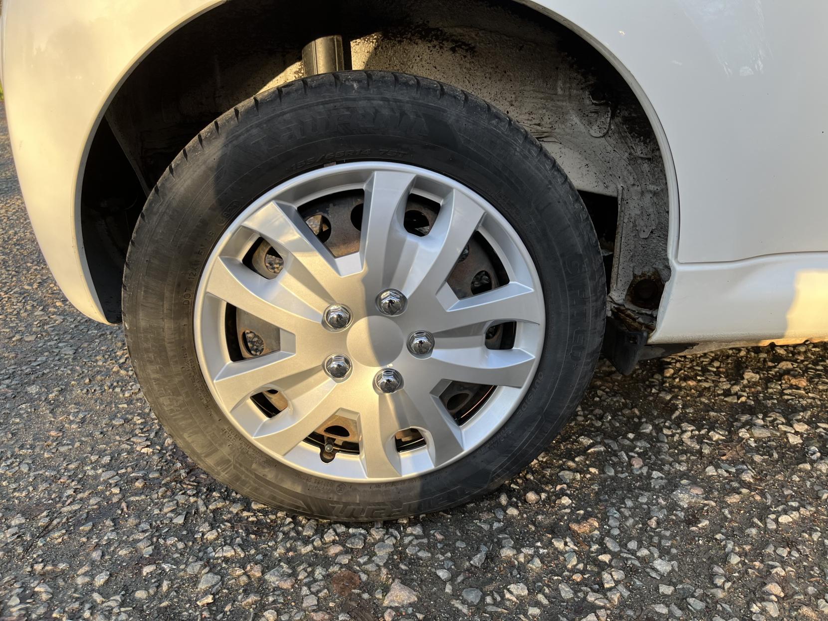 Citroen C1 1.0i VTR Hatchback 5dr Petrol Manual Euro 5 (68 ps)