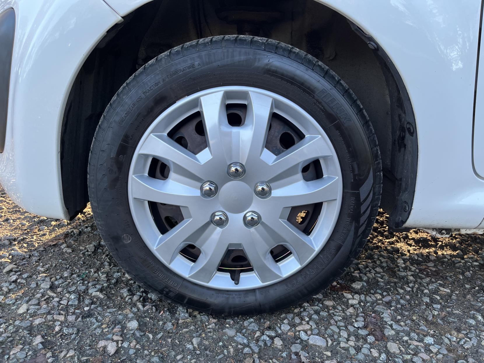 Citroen C1 1.0i VTR Hatchback 5dr Petrol Manual Euro 5 (68 ps)