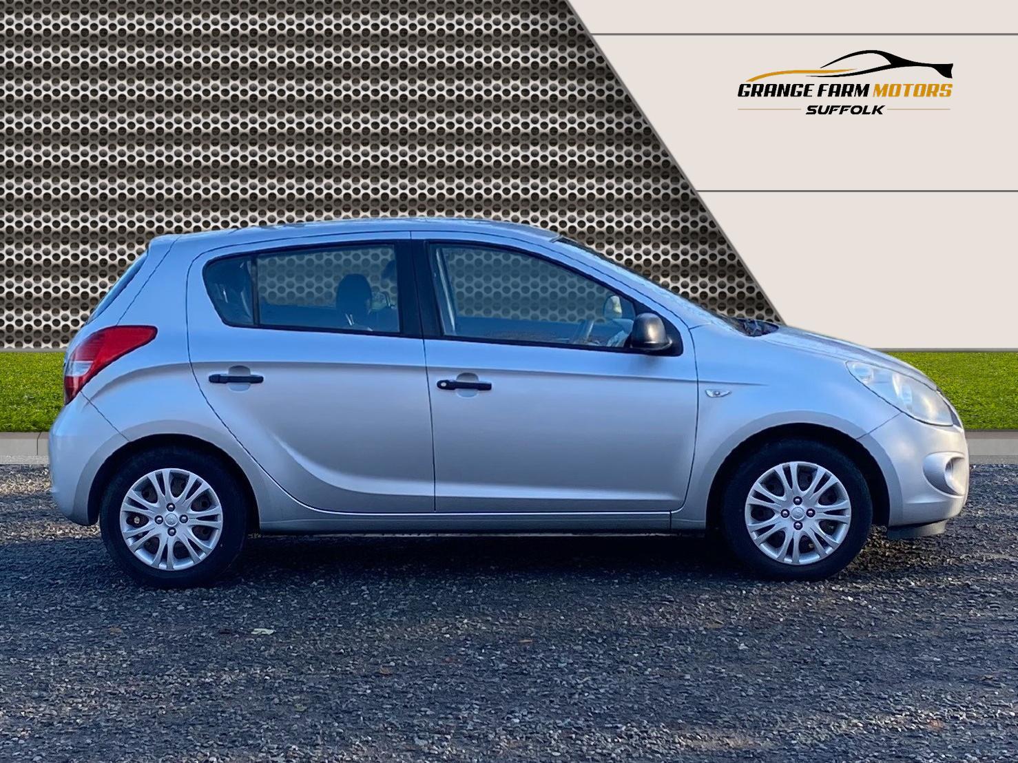 Hyundai i20 1.2 Classic Hatchback 5dr Petrol Manual Euro 4 (77 bhp)